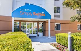 Sonesta Simply Suites Houston Brookhollow